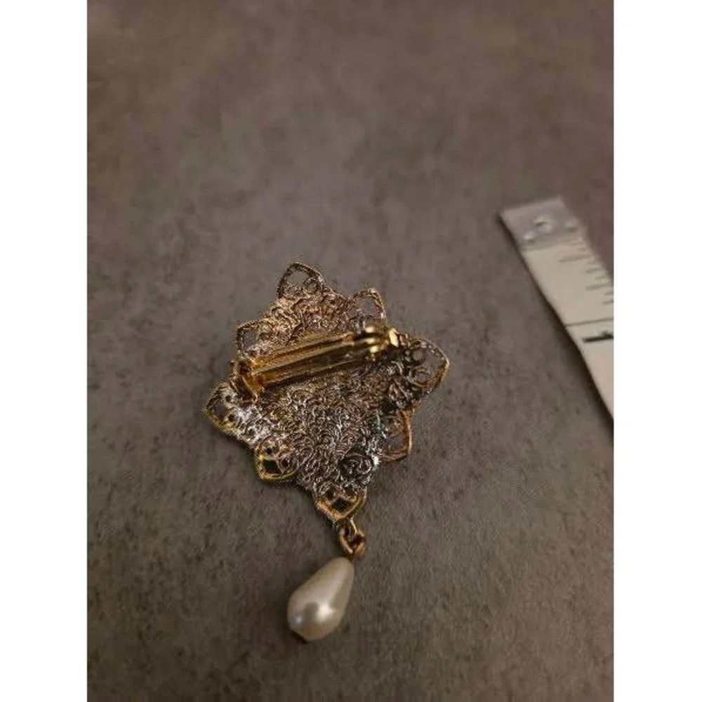 Vintage Gold Tone Pink Porcelain Rose Seed Pearl Filigree Brooch with Teardrop